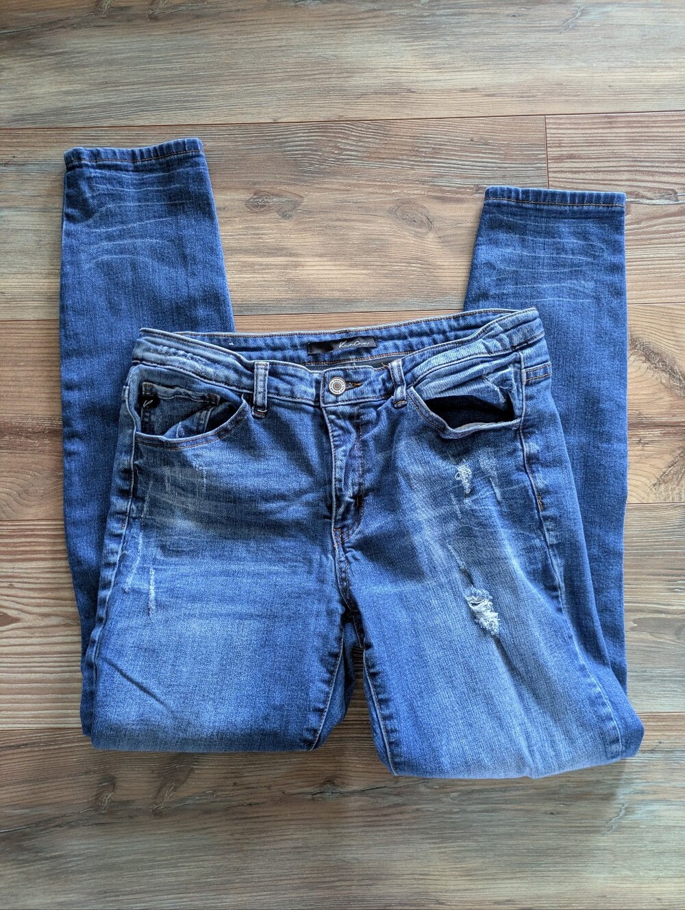 Kancan Estilo VBK1269R Mid Rise Distressed Denim Skinny Jeans Size 30